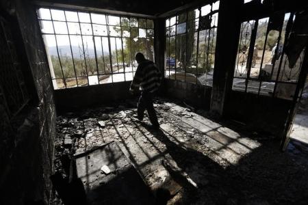 سكان: مستوطنون يحرقون منزلا في قرية فلسطينية شمال رام الله