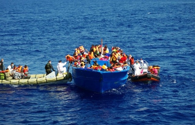 méditerranée immigrés  مهاجرين