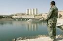 استضافت الولايات المتحدة الأمريكية والعراق اجتماعا حضره دبلوماسيون كبار ومسؤولون من الأمم المتحدة لبحث احتمال انهيار سد الموصل في العراق.