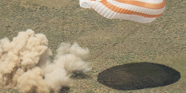 Expedition 47 Soyuz TMA-19M Landing