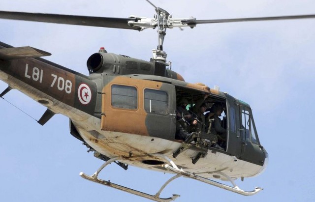 helicoptere  armee tunisienne جيش تونس