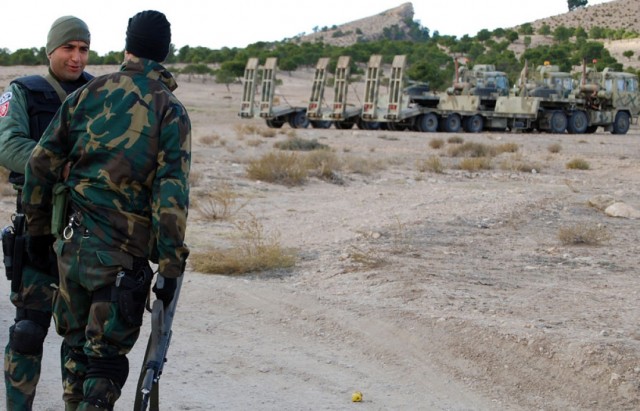 millittaire defense tunisie  جيش تونس