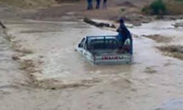 laayoun-eau  innondation camion