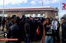 إحتجاج عدد من أهالي منطقة مهيرة إثر مقتل أحد أفرادها بالمنطقة العازلة