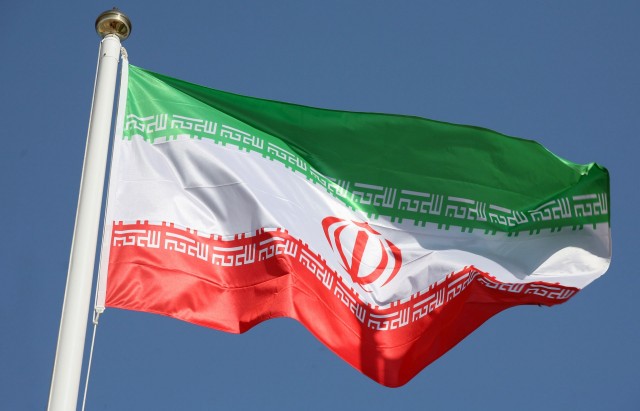 ايران-تفقد-القلوب-والعقول