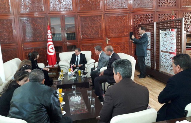 سفيرة كندا بتونس تزور ولاية بنزرت