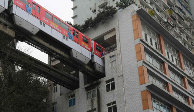 china-monorail-apartment