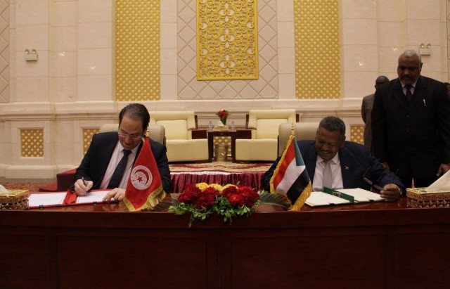 إمضاء 22 اتفاقية تعاون وبرامج تنفيذية ومذكرات تفاهم  تونس والخرطوم