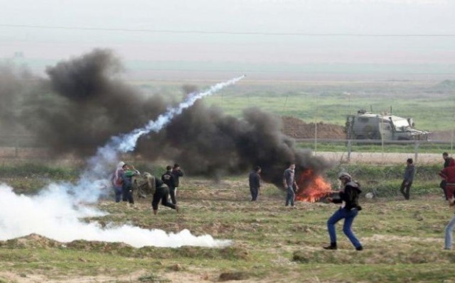 إسرائيل تستخدم غازا مجهولا ضد المواطنين في غزة