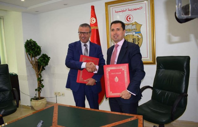اتفاقية تعاون بين الوزارة وبورصة تونس بهدف دعم المؤسسات الصغرى والمتوسطة