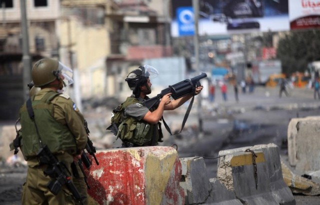 قوات الاحتلال تصيب عشرات الفلسطينيين وتعتقل 23 في الضفة والقدس المحتلة