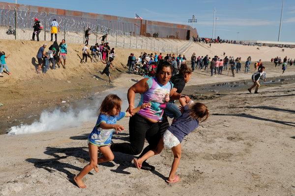 America launches tear gas to prevent entry of migrants