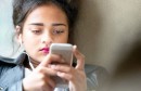 وسائل التواصل الاجتماعي ترتبط بزيادة فرص إصابة المراهقات بالاكتئاب2