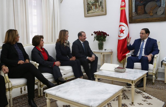 رئيس الحكومة يلتقي وفدا عن جمعية القضاة التونسيين