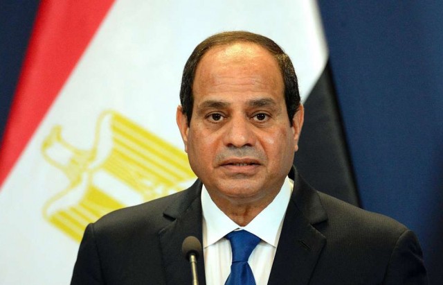 محكمة عسكرية مصرية تحيل أوراق 8 متهمين بمحاولة اغتيال السيسي الى المفتي