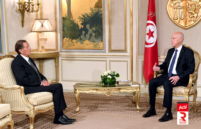 رئيس الجمهورية يستقبل سفير دولة فلسطين بتونس السيد هايل الفاهوم