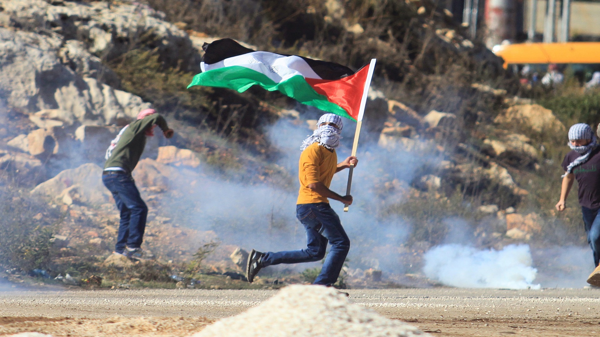 Clashes between Israeli security forces and Palestinians
