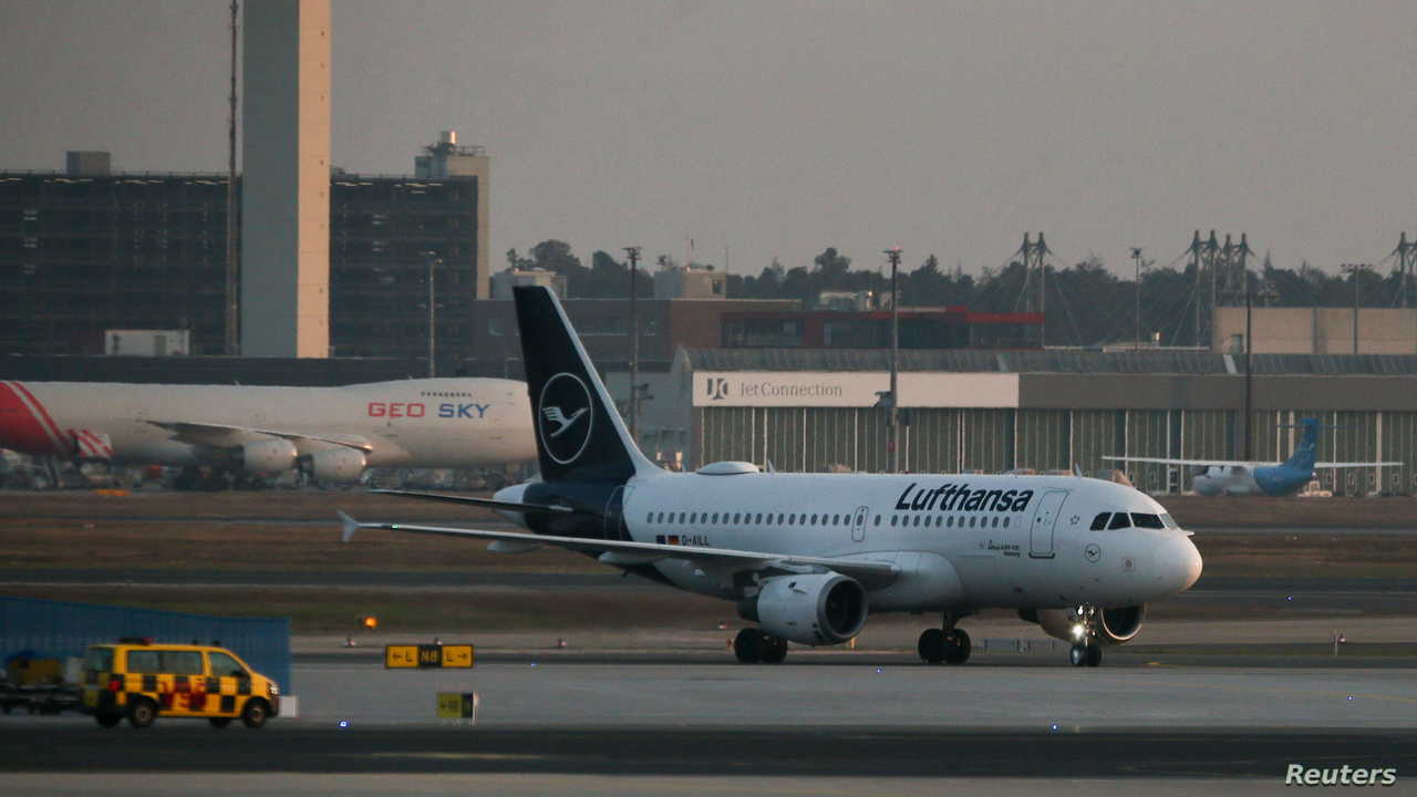 Ukrainian refugees arrive at Frankfurt Airport